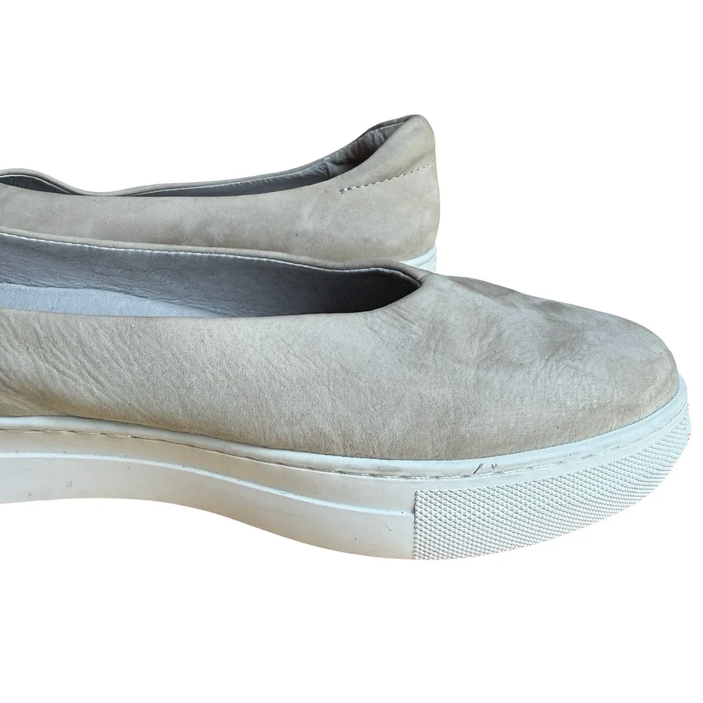 J/Slides Felecia Slip On Flats Sneakers Beige Neutral Leather Nubuck Shoes sz 7
